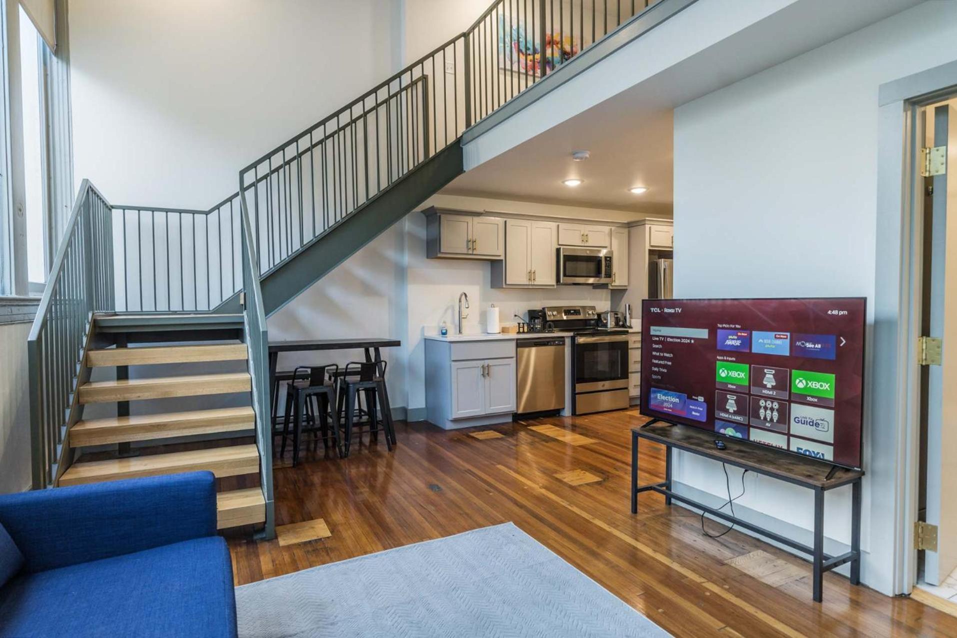 Bright And Modern Loft In # 204 Louisville